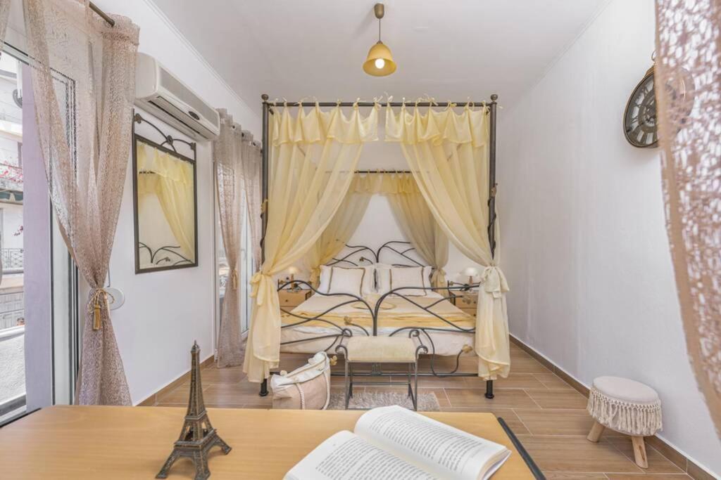 Dennis City Center Elegant Apartment Закінф Екстер'єр фото